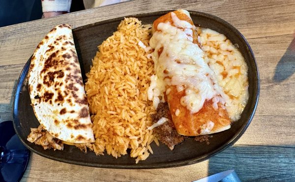 Clase Codigo signature dishes Enchiladas Poblanas Street CornQuesadilla